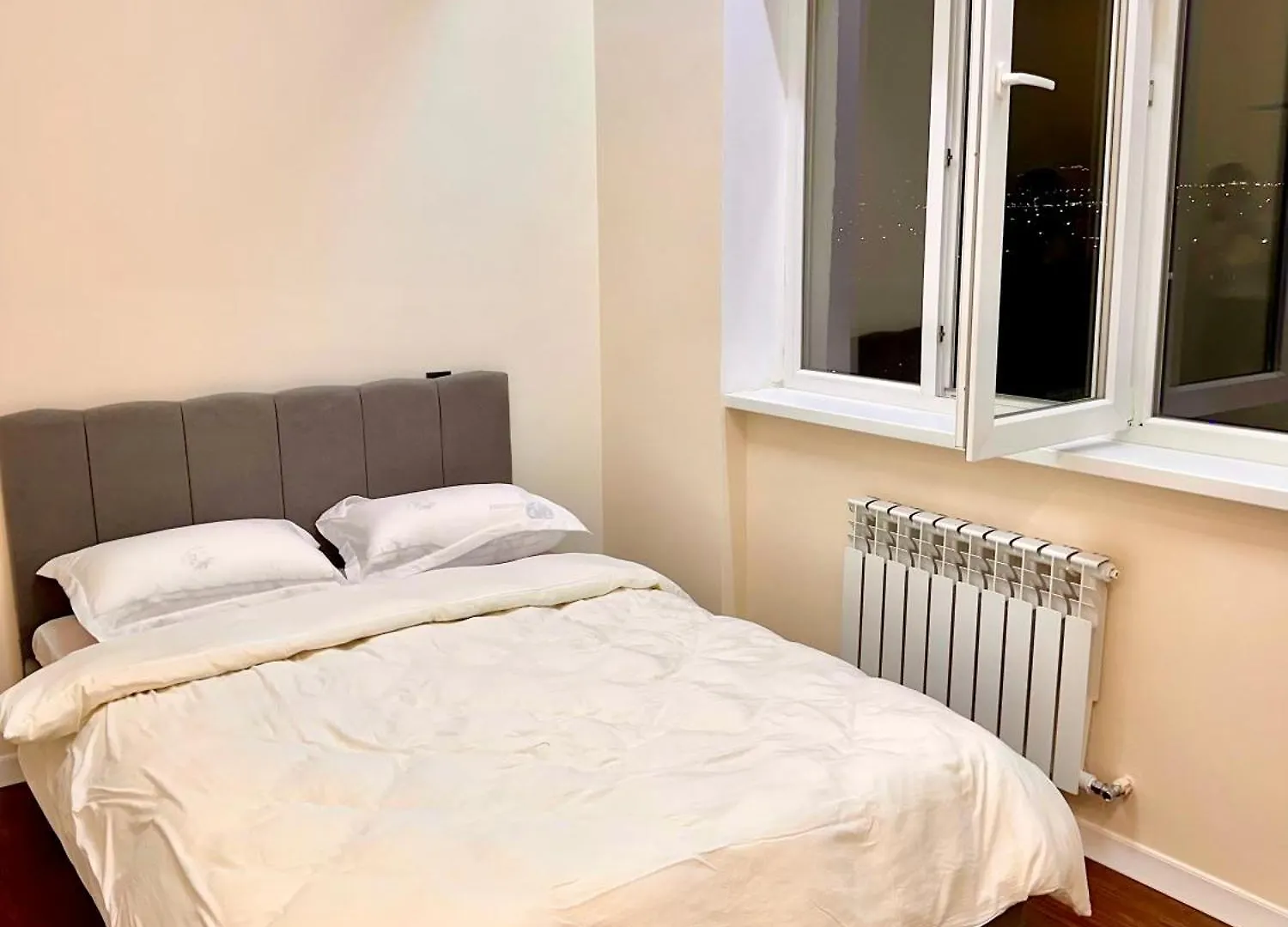 Appartamento Просторная 3-Комнатная Квартира 70 М Кв В Жк Elaman, Посуточно И Почасовой Almaty Kazakistan